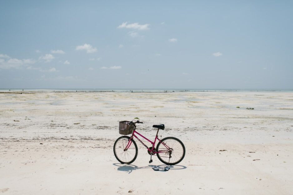 CYCLOTOURS MARITIMES – de Gold Beach à Omaha Beach en vélo